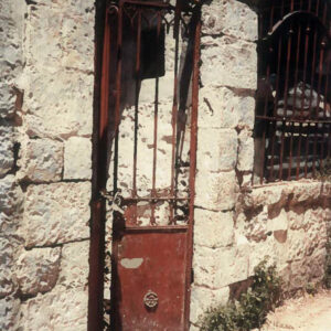 Workshop: Rustic Old Metal Gate in Jerusalem